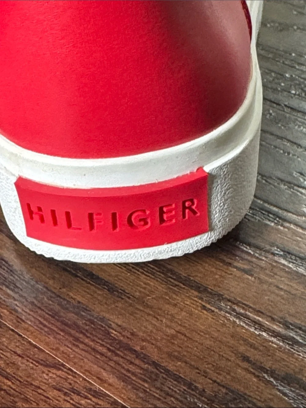 Tommy Hilfiger Striking Red ❤️ Quilted Lace-Up Winter Boots